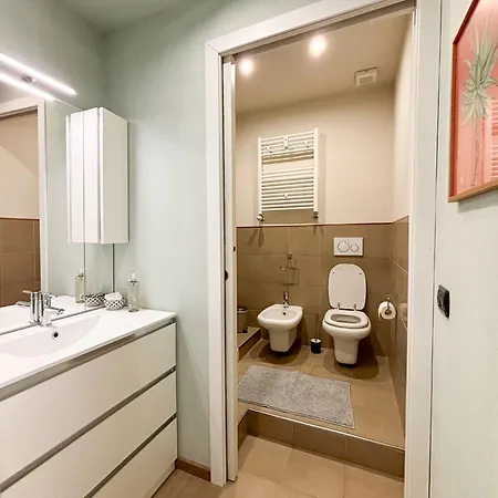 La Tua Casa Nel Cuore Di Апартаменты *